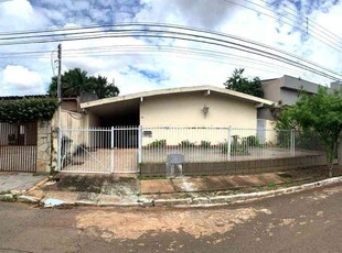 Casa com 3 quartos à venda no bairro Setor Sul, 560m²