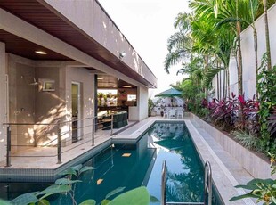 Casa com 4 quartos à venda no bairro Alphaville Flamboyant Residencial Araguaia, 586m²