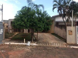 Casa com 4 quartos à venda no bairro Setor Sul, 288m²