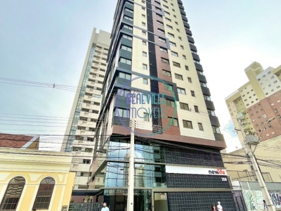 Apartamento a venda com 2 quartos no centro de curitiba