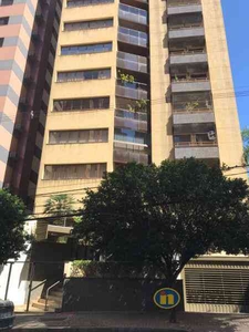 Apartamento com 3 quartos à venda no bairro Centro, 250m²