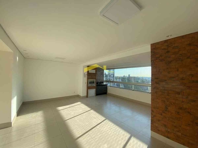 Apartamento com 4 quartos para alugar no bairro Estoril, 115m²