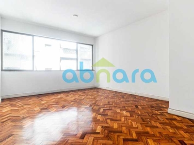 Apartamento em Copacabana, Rio de Janeiro/RJ de 105m² 3 quartos à venda por R$ 1.194.000,00