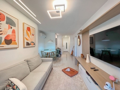 Apartamento em Itaipu, Niterói/RJ de 73m² 2 quartos à venda por R$ 699.000,00