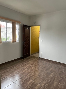 Apartamento em Jardim Cecília, Mogi das Cruzes/SP de 54m² 2 quartos à venda por R$ 178.000,00