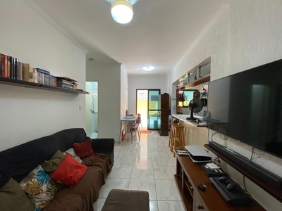 Apartamento em Vila Guilhermina, Praia Grande/SP de 55m² 2 quartos à venda por R$ 254.000,00