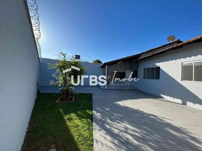 Casa com 3 quartos à venda no bairro Expansul, 250m²