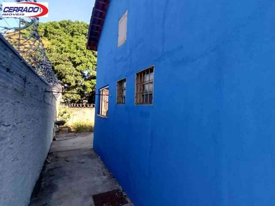 Casa com 3 quartos à venda no bairro Jardim Buriti Sereno, 80m²