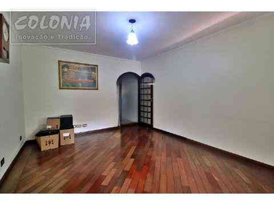 Casa com 4 quartos à venda no bairro Vila Metalúrgica, 230m²