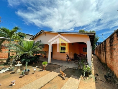 Casa em Cinturão Verde, Boa Vista/RR de 100m² 2 quartos à venda por R$ 194.000,00