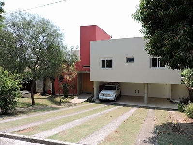 Casa em Granja Viana, Cotia/SP de 400m² 4 quartos à venda por R$ 2.399.000,00