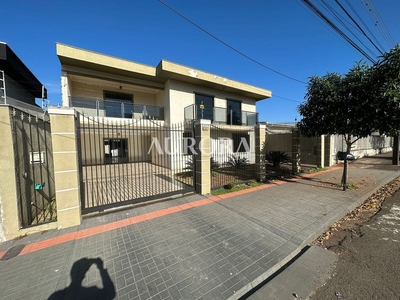 Casa em Jardim Lolata, Londrina/PR de 300m² 4 quartos para locação R$ 4.800,00/mes