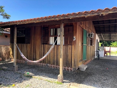 Casa em Salinas, Balneário Barra Do Sul/SC de 80m² 3 quartos à venda por R$ 184.000,00