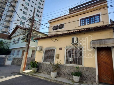 Casa em Santa Rosa, Niterói/RJ de 161m² 3 quartos à venda por R$ 699.000,00