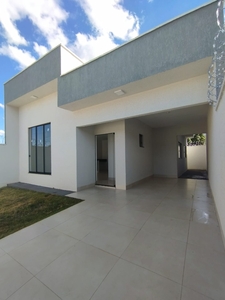 Casa em Setor Serra Dourada, Aparecida de Goiânia/GO de 97m² 2 quartos à venda por R$ 304.000,00