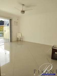 Casa em Vargem Pequena, Rio de Janeiro/RJ de 240m² 4 quartos à venda por R$ 819.000,00