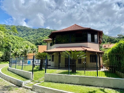 Casa em Vila Muriqui, Mangaratiba/RJ de 200m² 4 quartos à venda por R$ 1.599.000,00 ou para locação R$ 6.000,00/mes