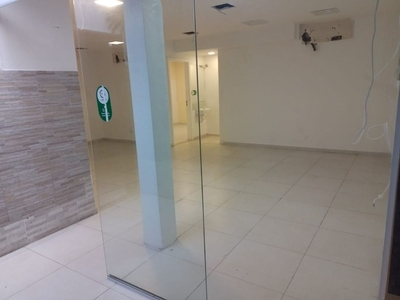 Loja em Pituba, Salvador/BA de 60m² para locação R$ 3.300,00/mes