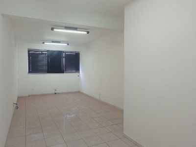 Sala em Vila Nova Cidade Universitária, Bauru/SP de 35m² à venda por R$ 130.000,00 ou para locação R$ 700,00/mes