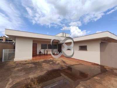 Casa com 8 dormitórios para alugar, 300 m² por R$ 7.000,00/mês - Caravelle - Londrina/PR