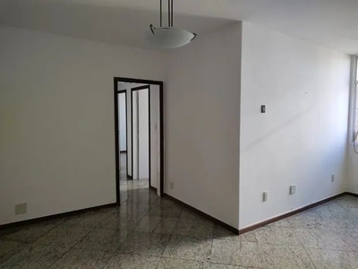 Apartamento 3 quartos, sala, cozinha, dependência e 1 vaga.