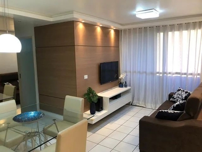Apartamento para aluguel possui 70 metros quadrados com 2 quartos em Pajuçara - Maceió - A