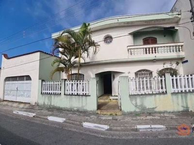 Sobrado com 3 dormitórios para alugar, 200 m² por R$ 4.850,00/mês - Centro - Suzano/SP