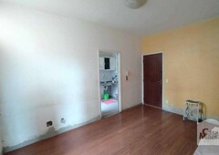 Apartamento com 3 quartos à venda no bairro Diamante, 60m²