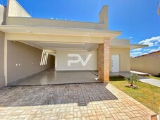 Casa à venda alto padrão no bairro Parque das Laranjeiras - Formosa/GO