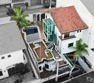 Casa com Vista Panorâmica e Piscina - 360 m2 - Aluga-se em S