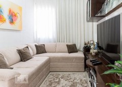 APARTAMENTO no 18º andar com 2 dormitórios