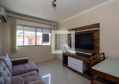 APARTAMENTO no 4º andar com 2 dormitórios