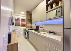 Lindo Apartamento com Sacada com churrasqueira e Elevador.