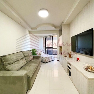 Apartamento Beira Mar da Pajuçara completo de mobília e com 2 quartos.