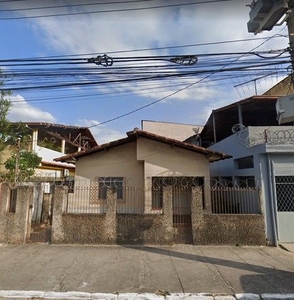 Casa para aluguel tem 88 metros quadrados com 4 quartos em Centro de Vila Velha - Vila Vel