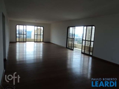 Apartamento à venda em Santo Amaro com 647 m², 4 quartos, 4 suítes, 6 vagas
