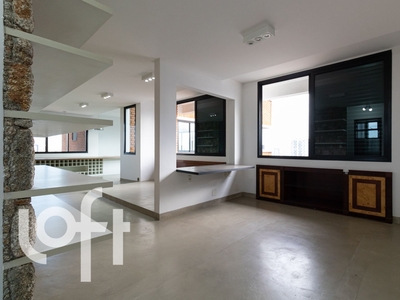 Apartamento à venda em Vila Romana com 204 m², 2 quartos, 2 suítes, 3 vagas