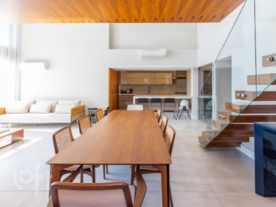 Apartamento à venda em Vila Andrade com 187 m², 3 quartos, 3 suítes, 4 vagas
