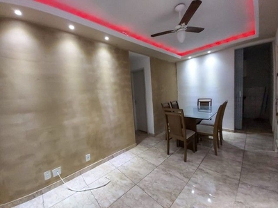 Apartamento para aluguel possui 50 metros quadrados com 2 quartos em Cosmos - Rio de Janei