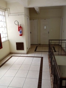 Apartamento para aluguel possui 61 metros quadrados com 3 quartos em Centro - Rio de Janei