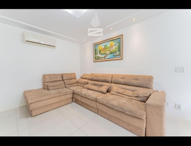 Apartamento no Bairro Vila Nova em Blumenau com 3 Dormitórios (2 suítes) e 121 m²