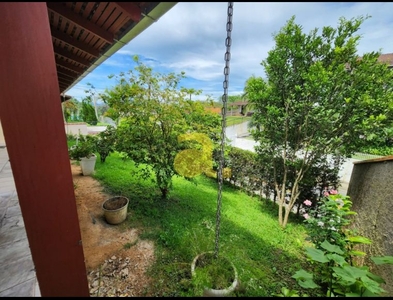 Casa no Bairro Fidelis em Blumenau com 3 Dormitórios (1 suíte) e 100 m²