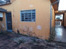 Casa à venda no bairro Centro em Jaú