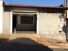 Casa à venda no bairro Jardim Cila de Lúcio Bauab em Jaú