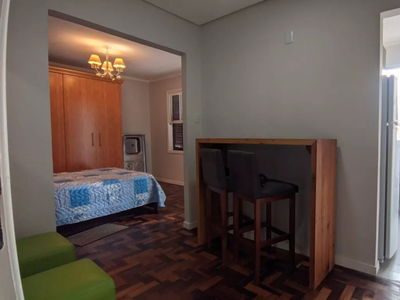Apartamento em Centro Histórico, Porto Alegre/RS de 28m² 1 quartos para locação R$ 1.300,00/mes