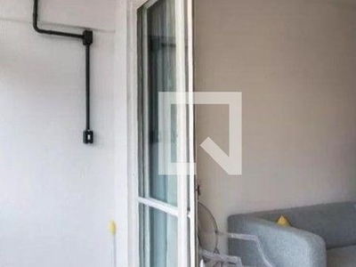 APARTAMENTO no 8º andar mobiliado com 1 dormitório