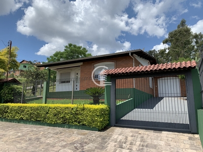 Casa em Esplanada, Caxias do Sul/RS de 173m² 3 quartos à venda por R$ 674.000,00