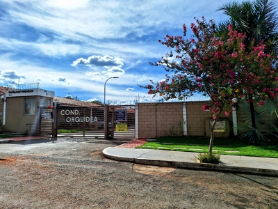 Casa em Jardim Gardênia, Goiânia/GO de 120m² 3 quartos à venda por R$ 184.000,00