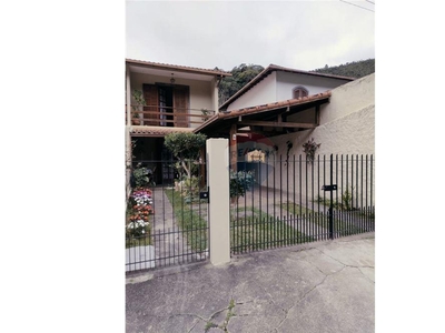 Casa em Prata, Teresópolis/RJ de 67m² 3 quartos à venda por R$ 429.000,00