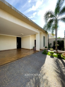 Casa em Residencial Interlagos, Rio Verde/GO de 262m² 3 quartos à venda por R$ 1.349.000,00